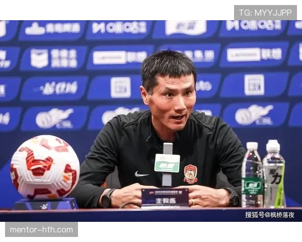 J1联赛最佳教练揭晓，战术革新点燃新赛季期待