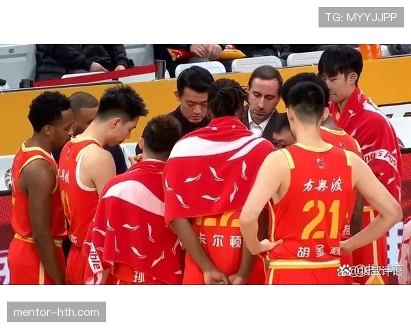 中超联赛激战正酣，豪门球队季后赛席位争夺白热化