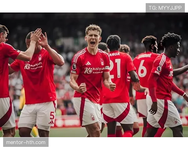 状态回暖引爆热议！英超赛季回顾精彩瞬间引球迷沸腾