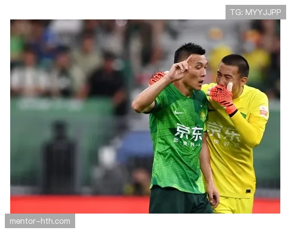 于大宝本赛季代表北京国安表现稳健,持续提升后防稳定性 于大宝本赛季代表北京国安表现稳健,持续提升后防稳定性